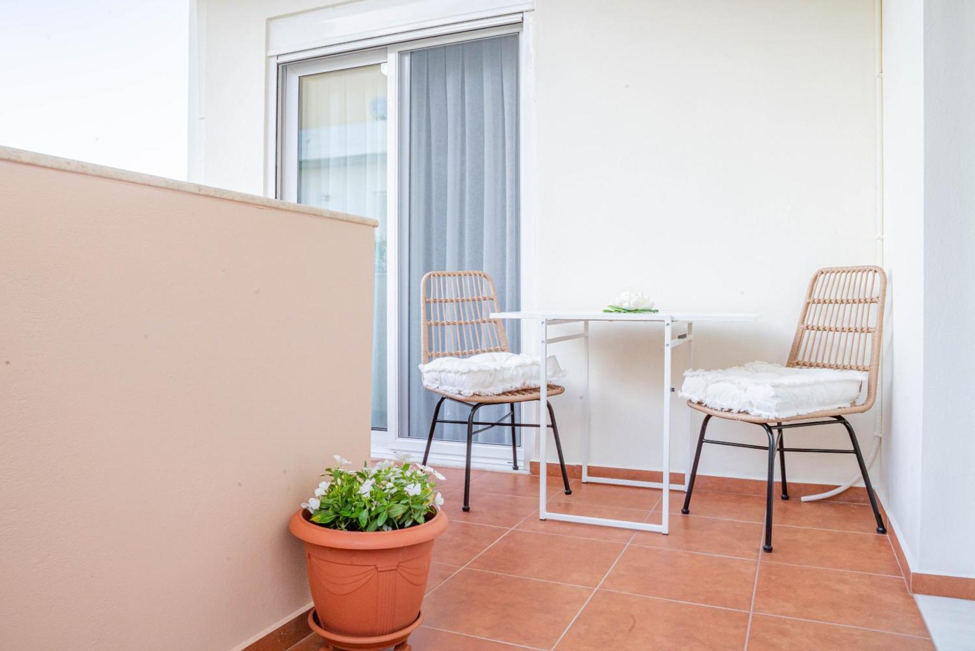 Nufaro Apartments - Rethymno City Center Екстериор снимка