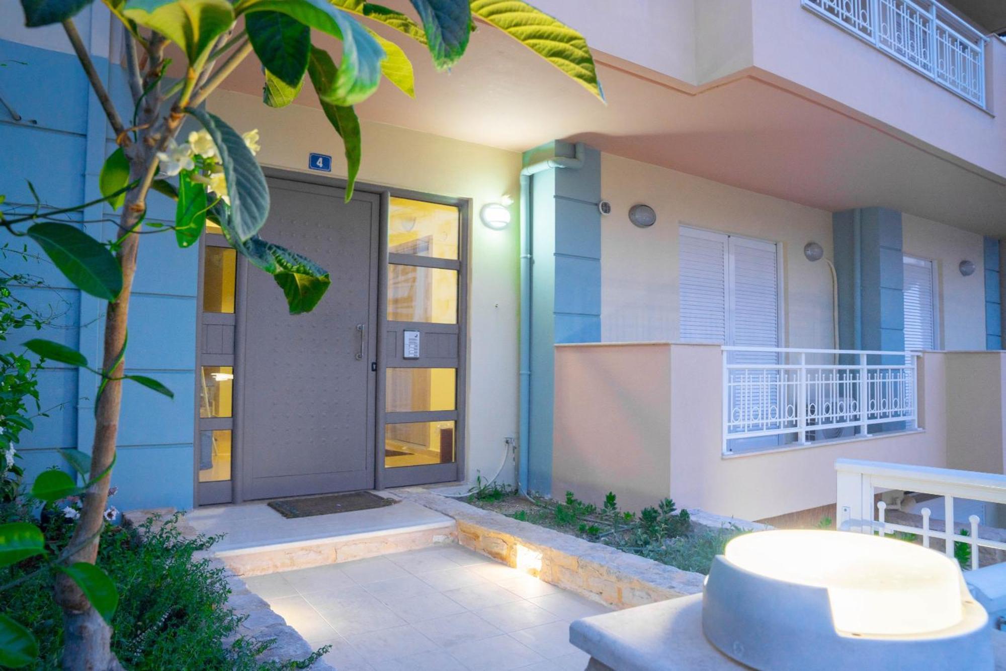 Nufaro Apartments - Rethymno City Center Екстериор снимка